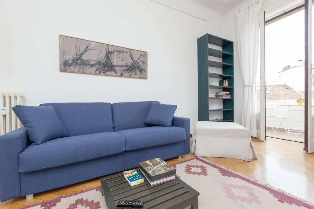 Apartment Bright House City Center On Subway Lines 1,2 &3 Milan